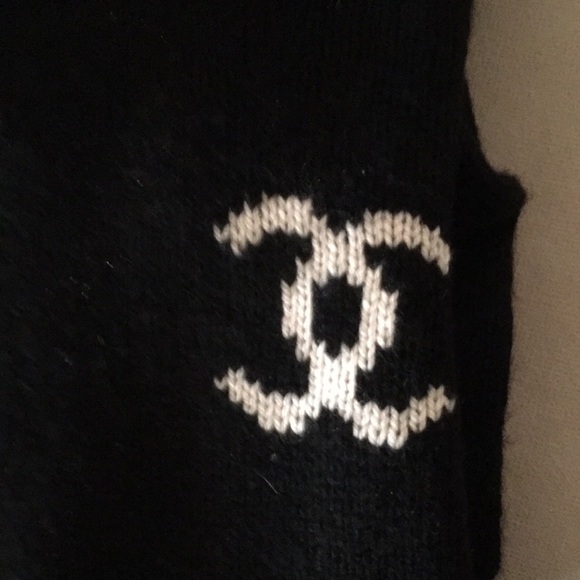 CHANEL 100% cashmere !! turtle neck sweater ! - Picture 3 of 10